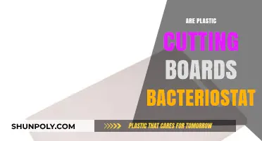 Plastic Cutting Boards: Do They Resist Bacterial Growth Effectively?