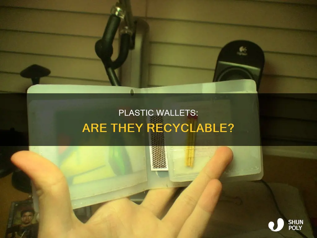 are plastic wallets recyclable