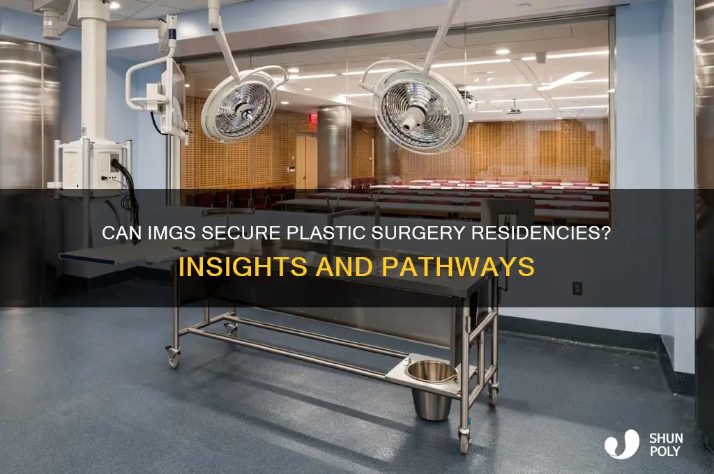 can img get plastic surgery residency