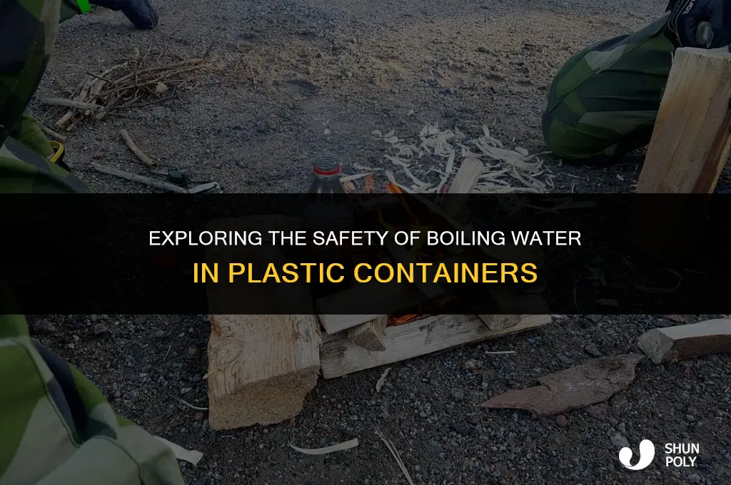 can you put boiling water in plastic