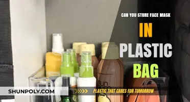 Storing Face Masks: Plastic Bag – Good or Bad?