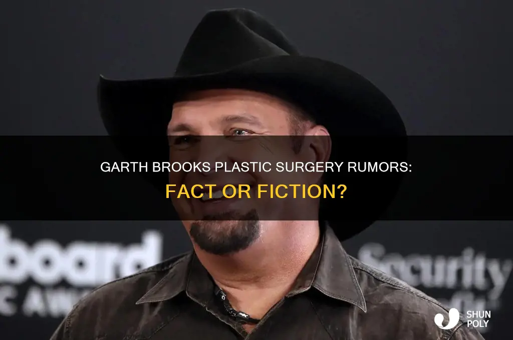 did garth brooks have plastic surgery