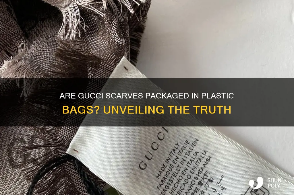 do gucci scarves come in plastic bags