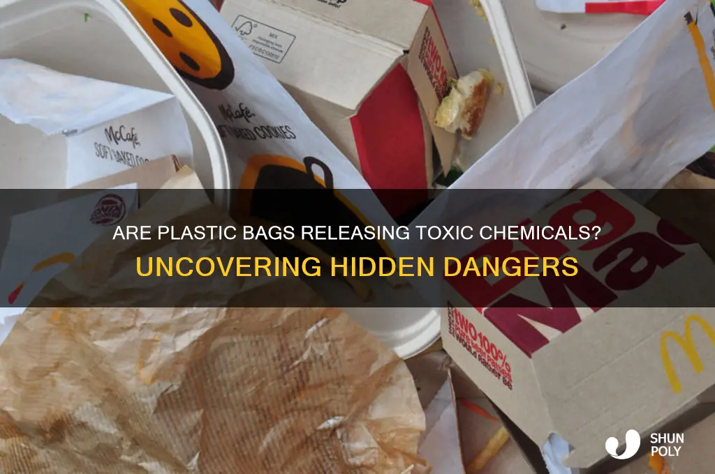 do plastic bags contain harmful chemicals