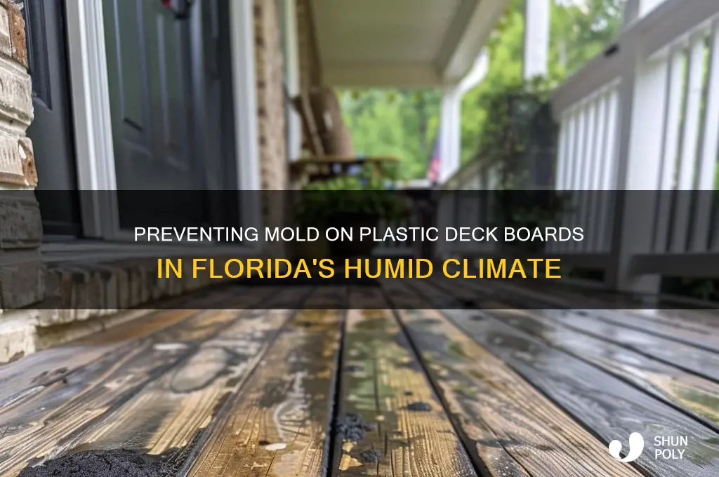 do plastic deck boards get moldy in florida