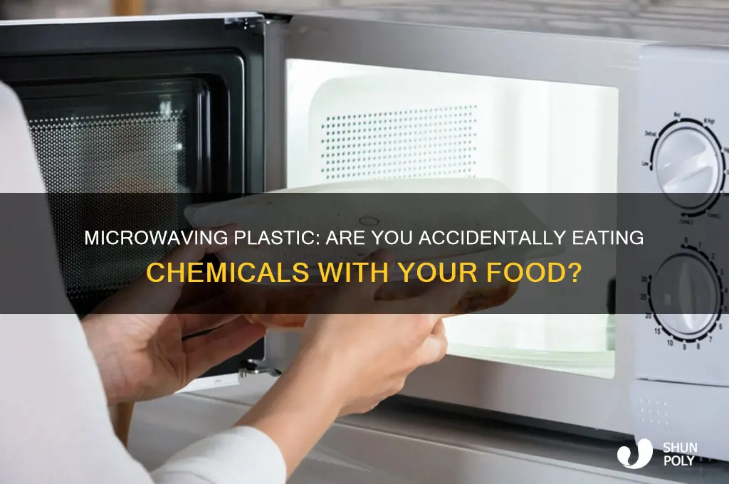 do plastic get in your food when you microwave