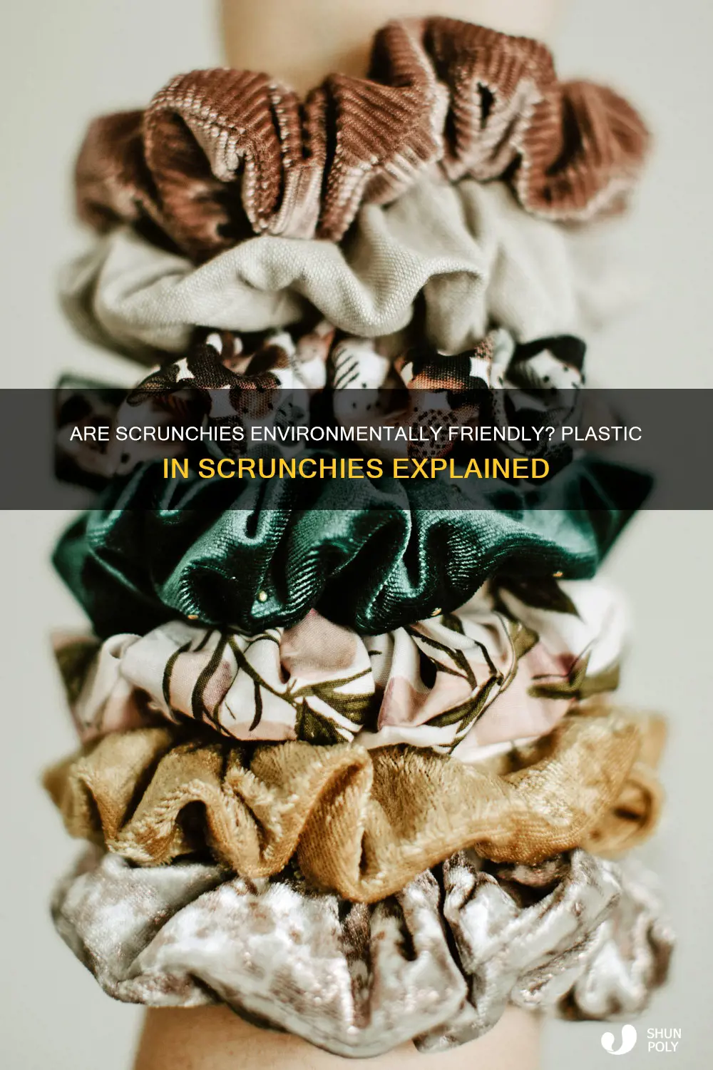 do scrunchies have plastic in them