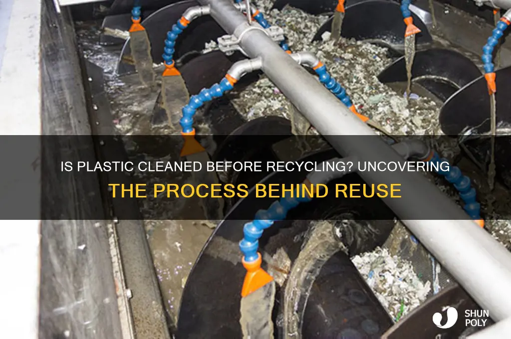 do they clean plastic before recyling