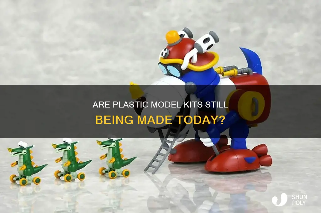 do they still make plastic model kits