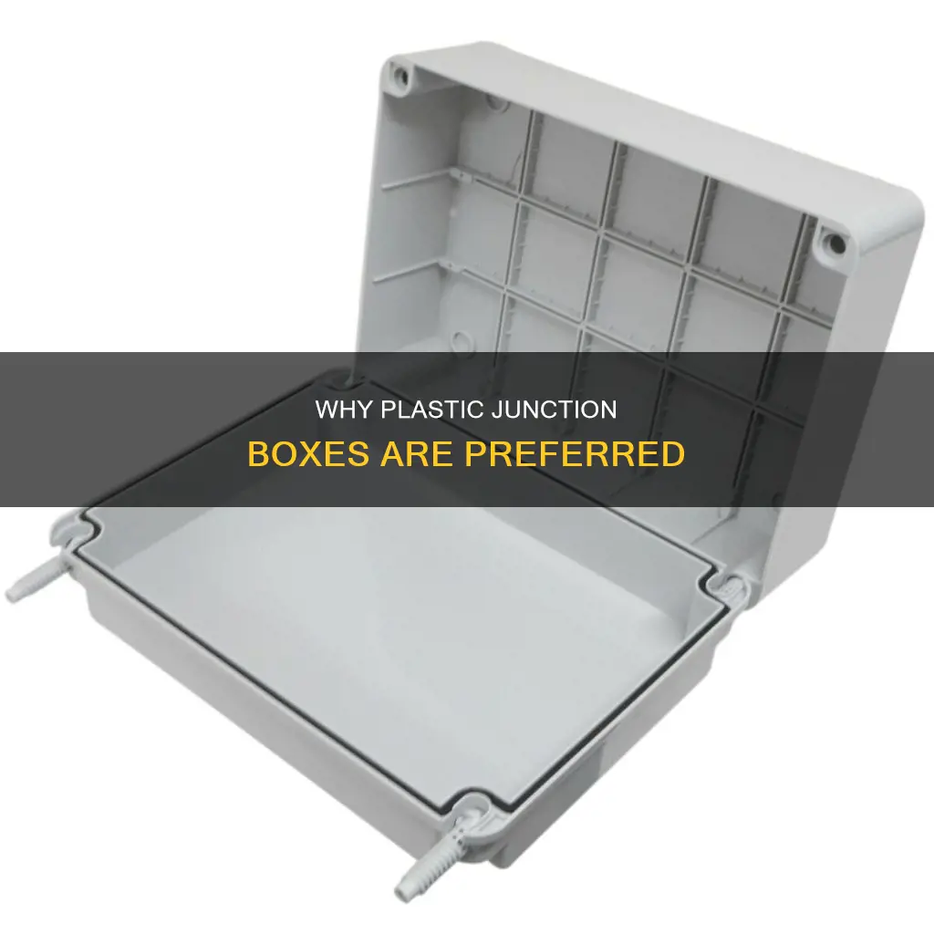 does a junction box be plastic