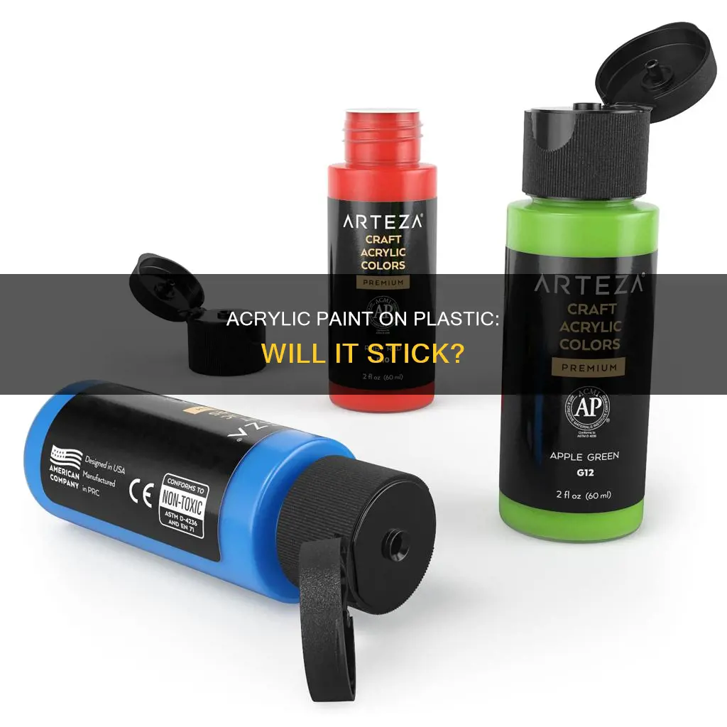 does acrilic paint bond to plastic