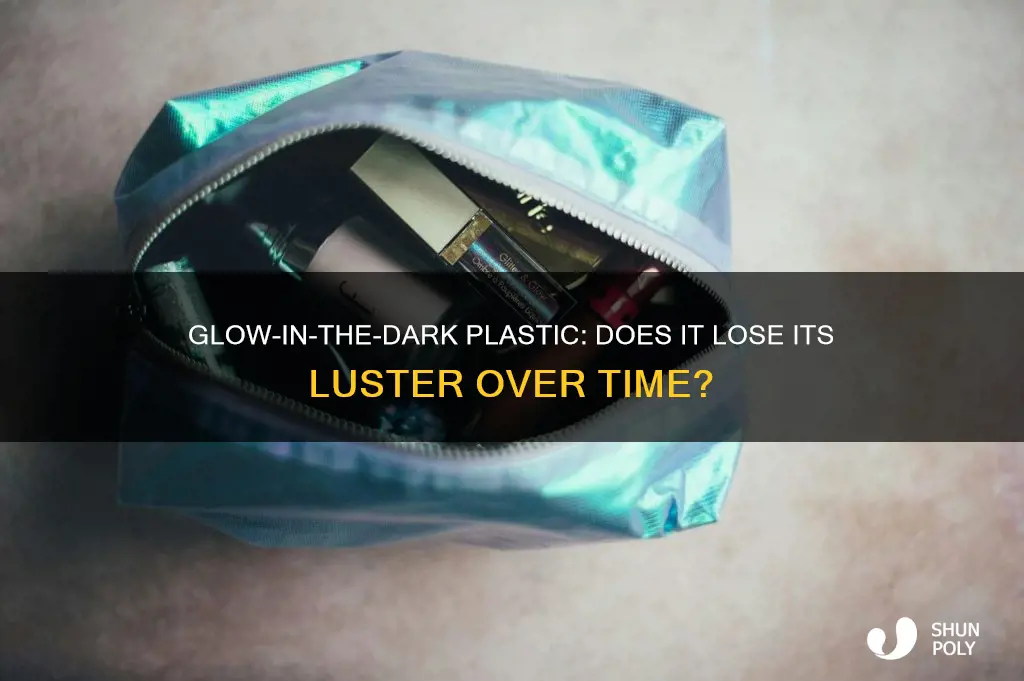 does glow in the dark plastic expire