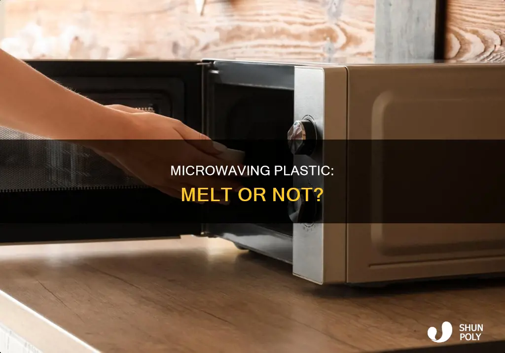 does plastic melt in a microwave