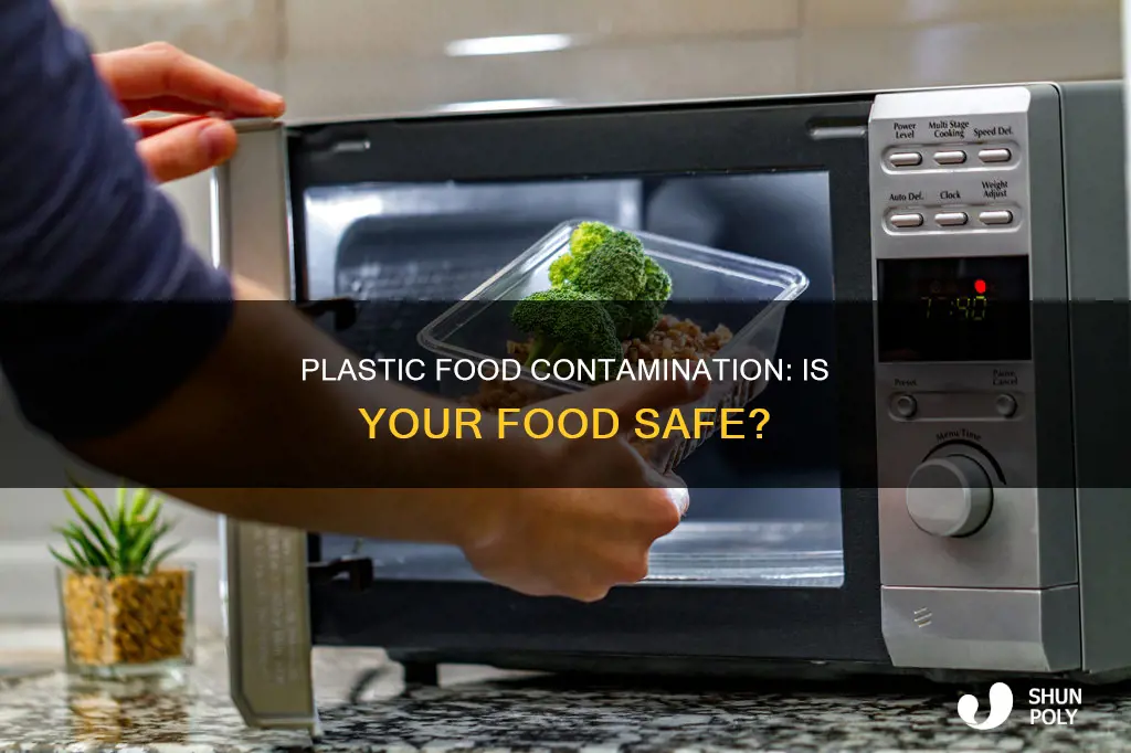 does plastic rub off on food