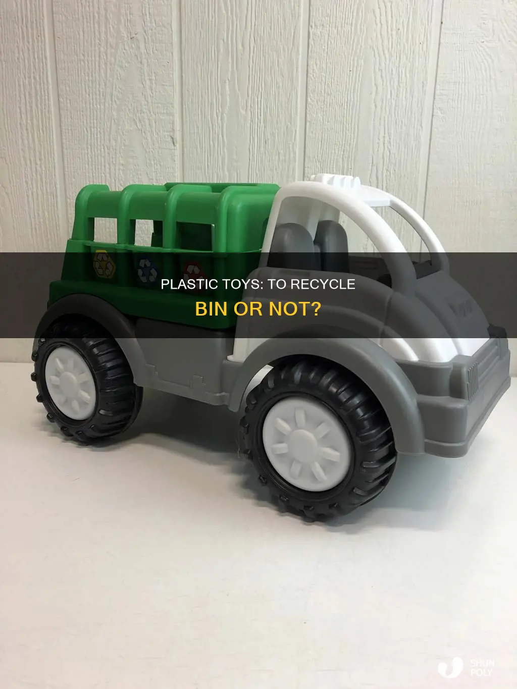 does plastic toys go in the recycle bin