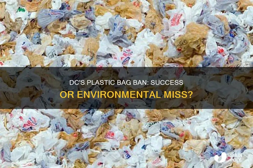 does the dc banning on plastic bags work