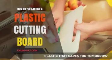 Effective Ways to Sanitize Your Plastic Cutting Board Safely