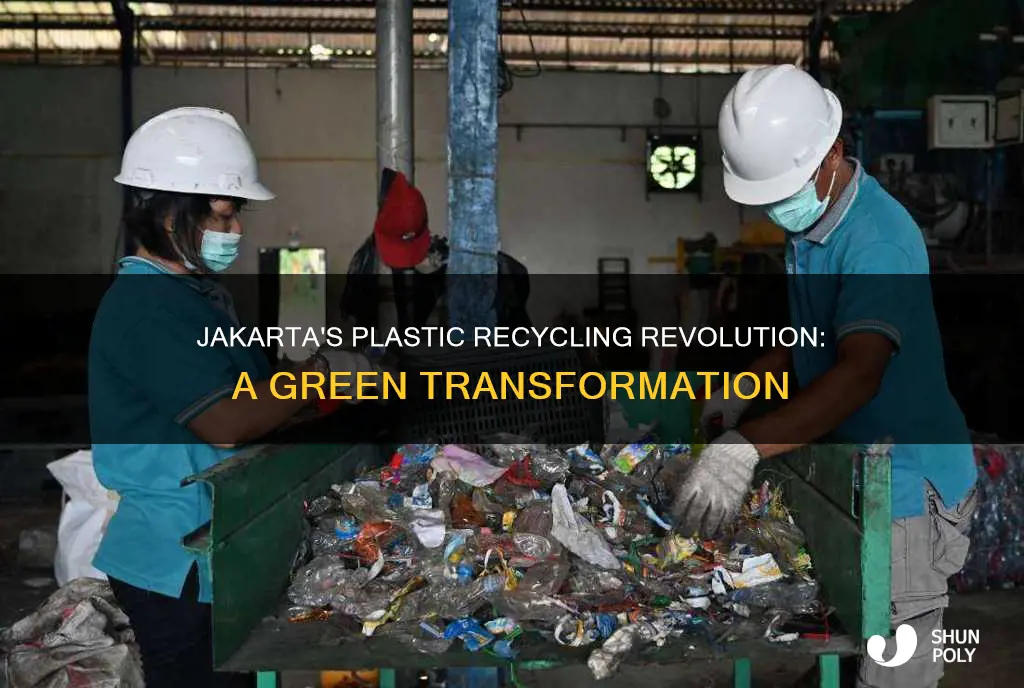 how does jakarta indonesia recycling plastic