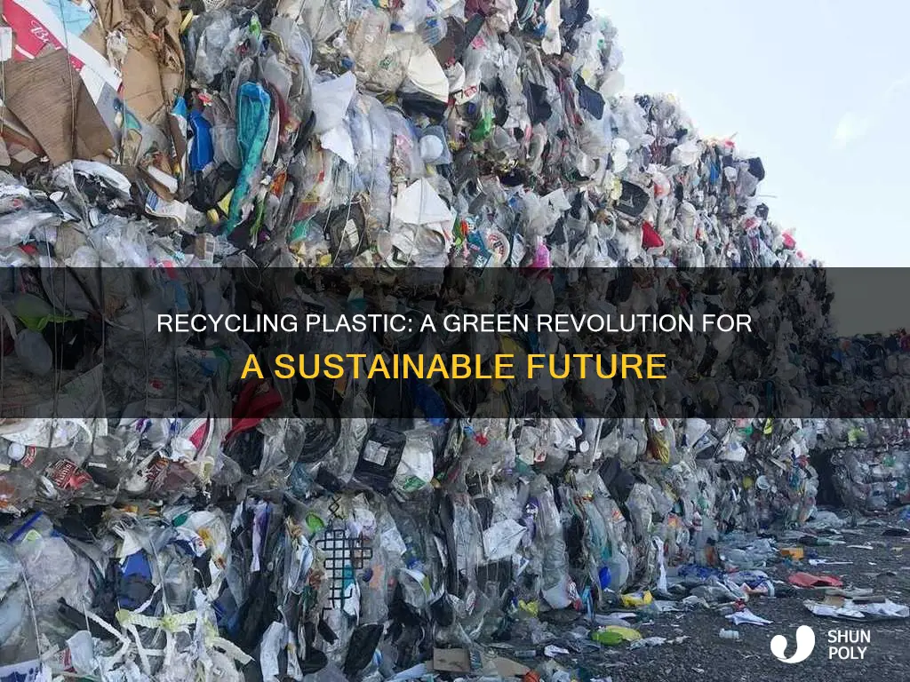 how does recycling plastic help the environment