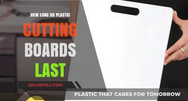 Durability of Plastic Cutting Boards: Lifespan and Replacement Tips