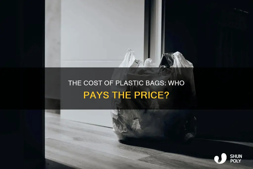 how much do plastic s make