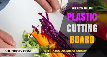When to Replace Your Plastic Cutting Board: A Hygiene Guide