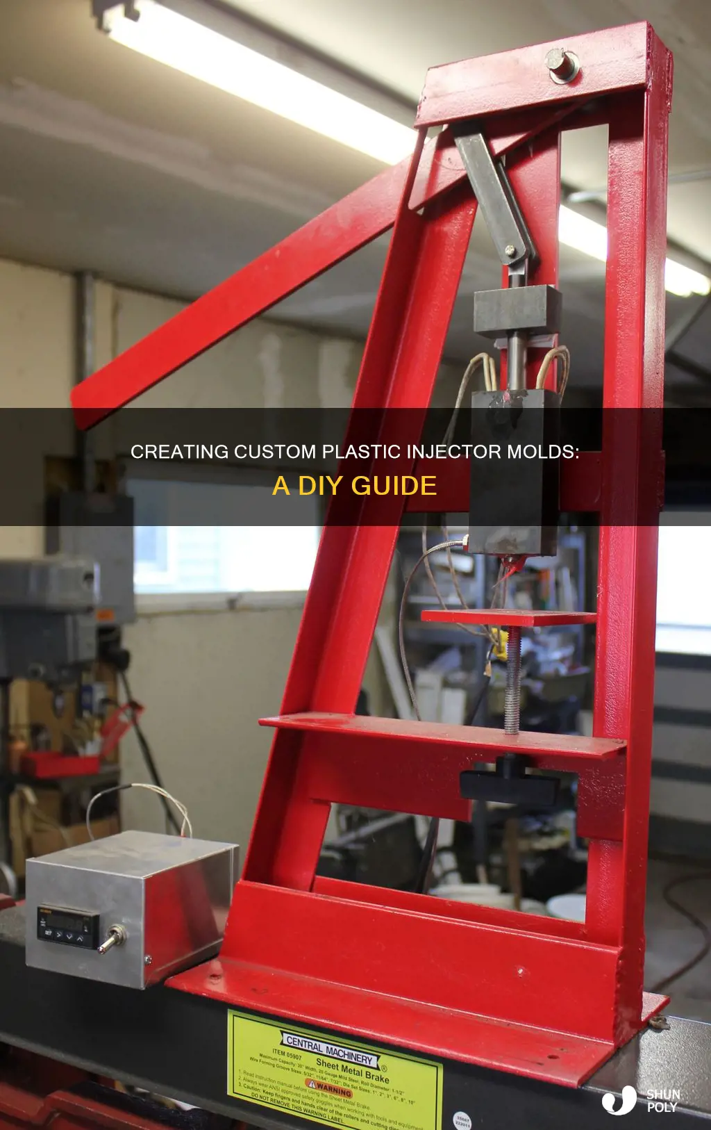 how to build an plastic injector mold