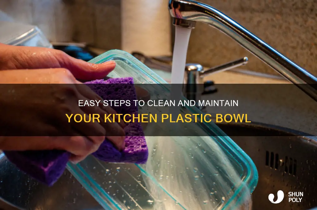 how to clean a kitchen plastic bowl