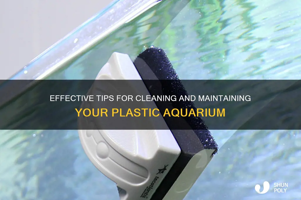 how to clean a plastic aquarium