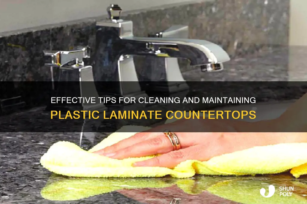 how to clean plastic laminate countertops