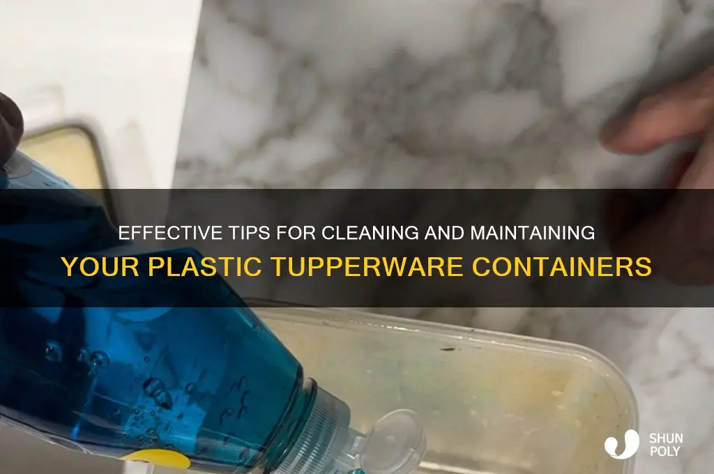 how to clean plastic tupperware
