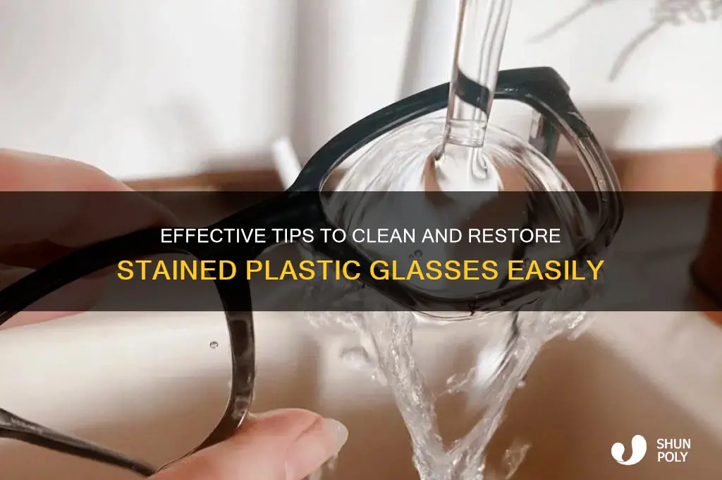 how to clean stained plastic glasses