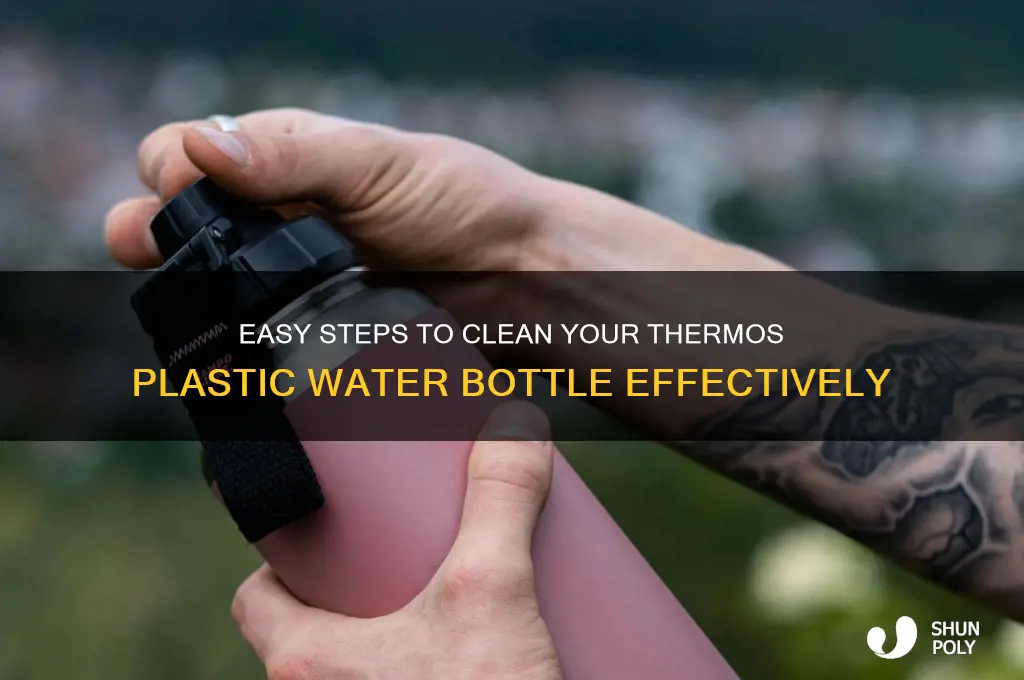 how to clean thermos brand plastic water bottle