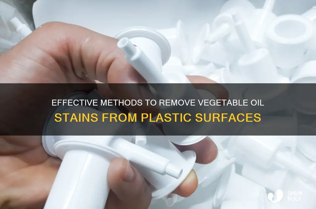 how to clean vegetable oil from plastic