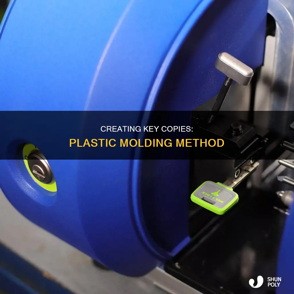 how to copy a key with plastic
