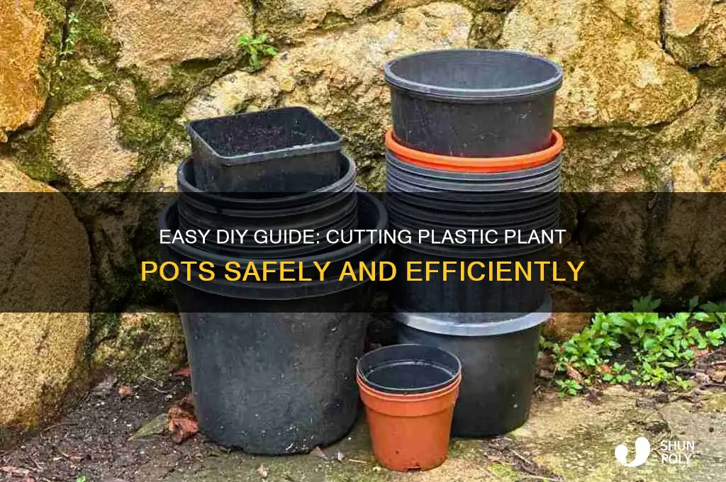 how to cut plastic plant pots