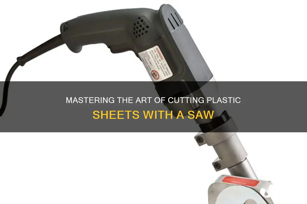 how to cut plastic sheet saw