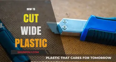 Efficient Techniques for Cutting Wide Plastic Sheets with Precision