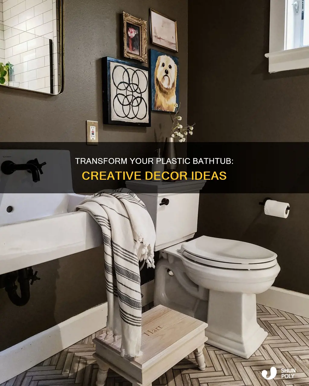 how to decorate a plastic bathtub