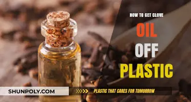 Effective Methods to Remove Clove Oil Stains from Plastic Surfaces