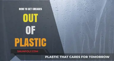 Effective Methods to Remove Creases from Plastic Surfaces Easily
