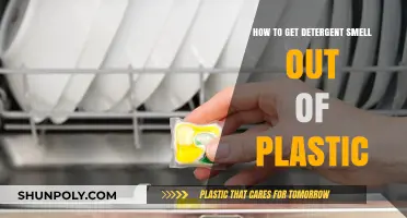 Effective Ways to Remove Detergent Smell from Plastic Containers