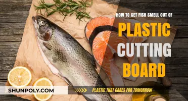 Eliminate Fish Odor: Effective Tips for Cleaning Plastic Cutting Boards
