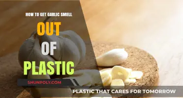 Eliminate Garlic Odor: Effective Tips to Deodorize Plastic Containers Fast
