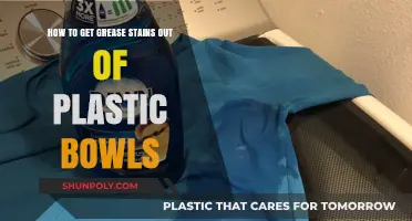 Effective Methods to Remove Grease Stains from Plastic Bowls Easily