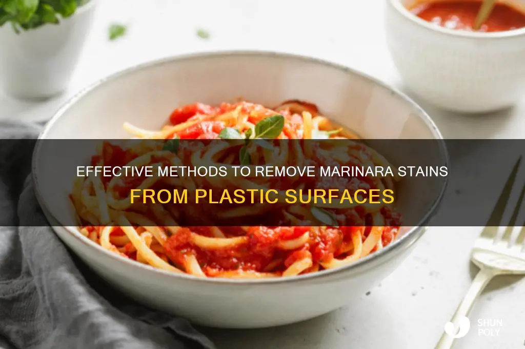 how to get marinara out of plastic