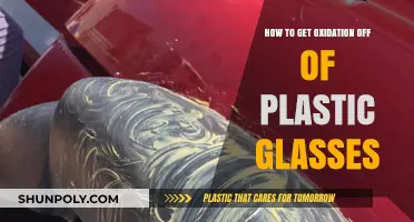 Remove Oxidation from Plastic Glasses: Easy Cleaning Tips and Tricks