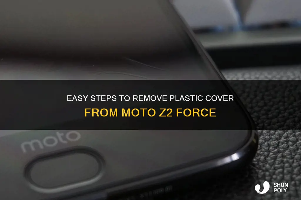 how to get plastic cover off of moto z2 force