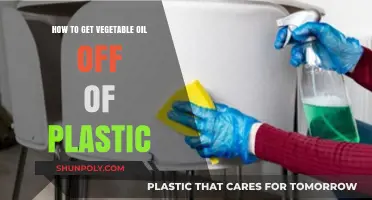 Effective Methods to Remove Vegetable Oil Stains from Plastic Surfaces