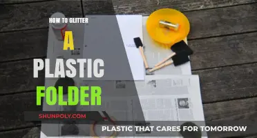 Glittering Plastic Folders: Sparkling DIY Ideas